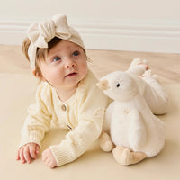 Snuggle Bunnies | Rose The Duck