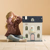 Classic World | Vintage Dolls House
