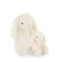 Snuggle Bunnies | Penelope the Bunny